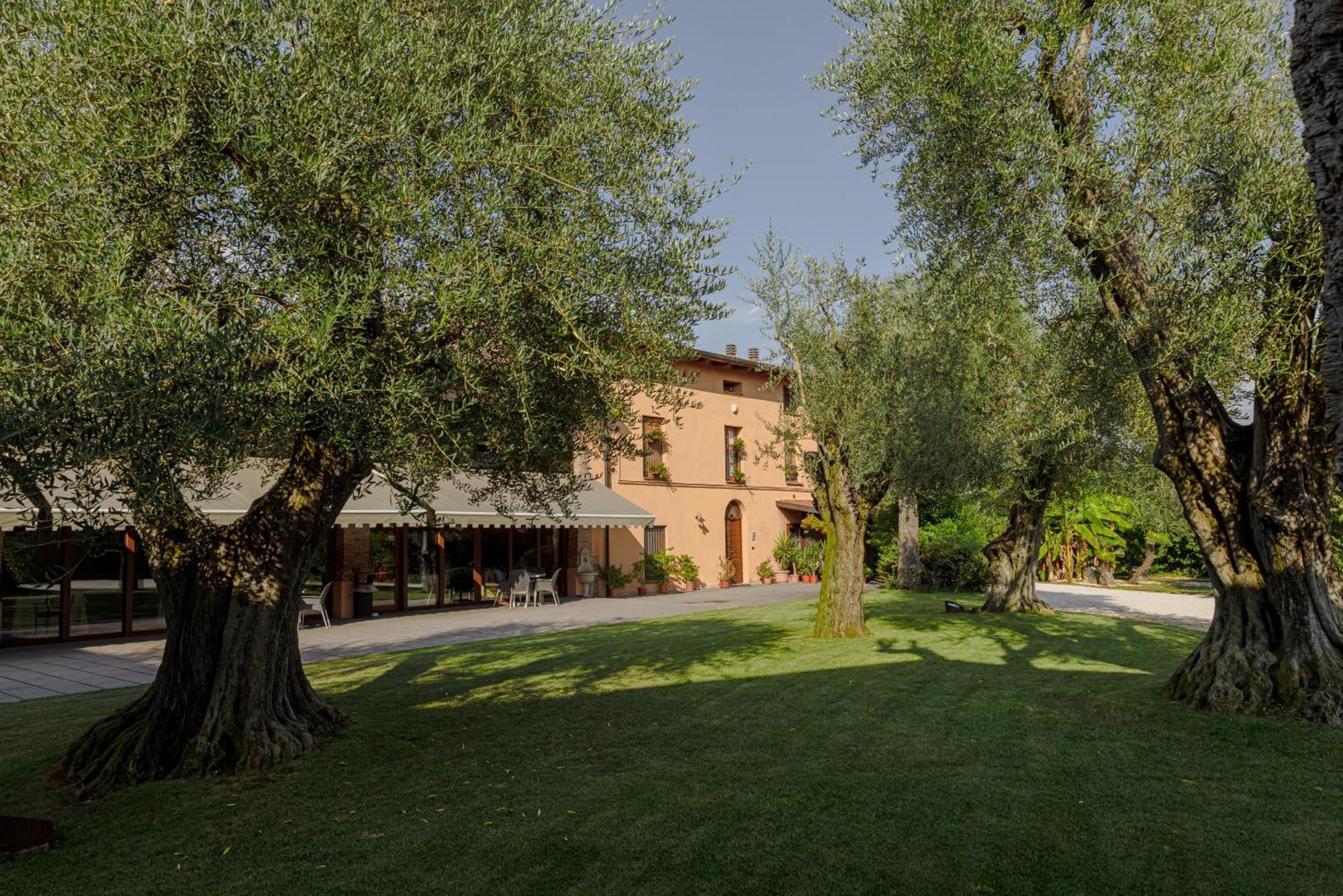 Agriturismo Ripa Del Bosco Capriolo Exterior foto